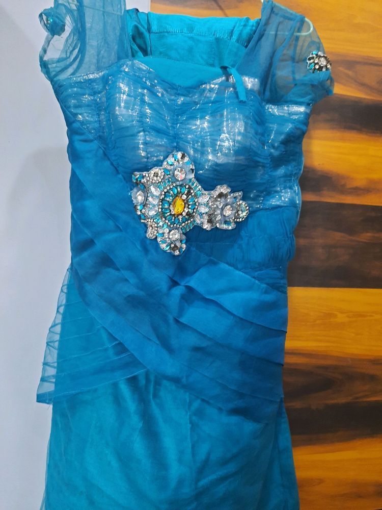 women partywear suit