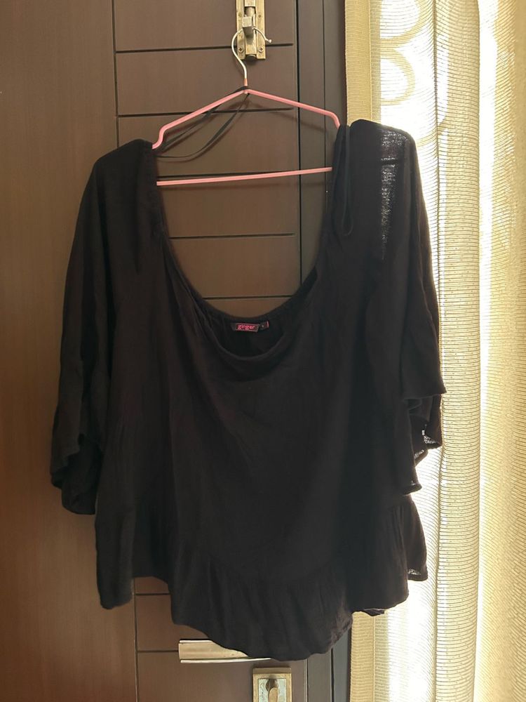 WOMEN OFF SHOULDER TOP🖤