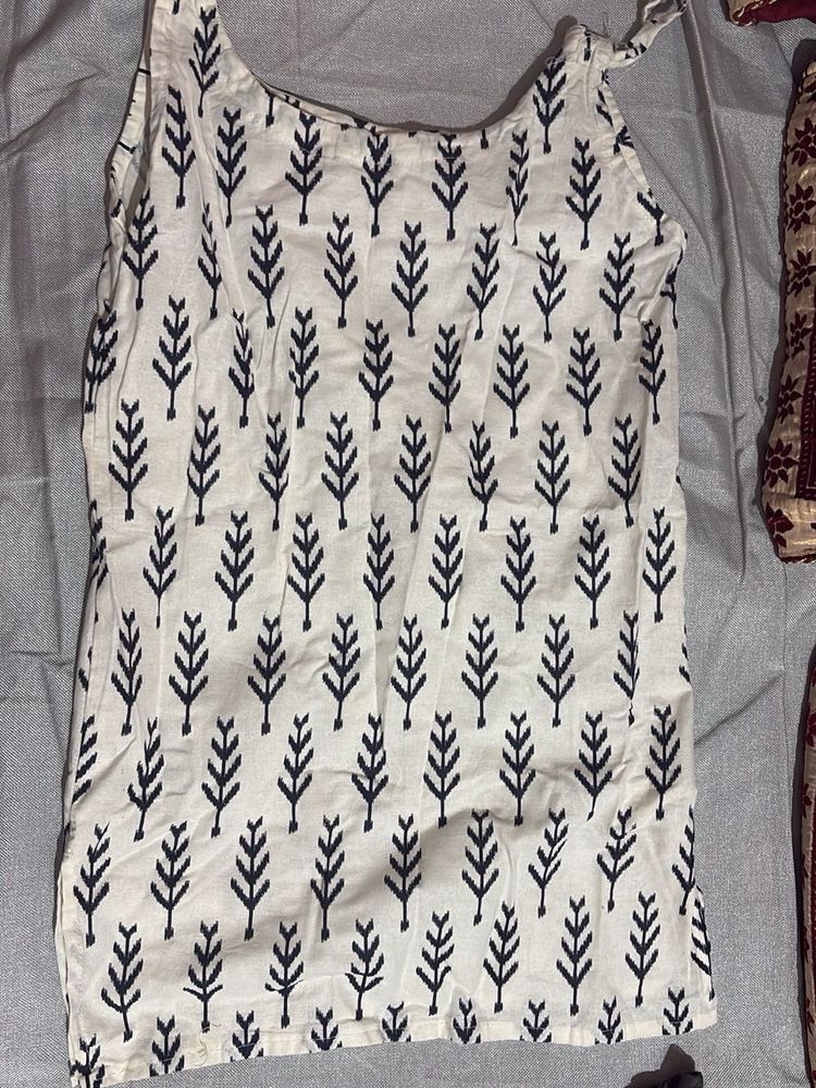 Printed Sleeveless Top