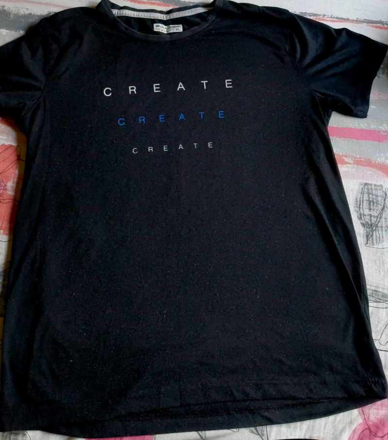 Black &#39;Create&#39; Graphic Tee