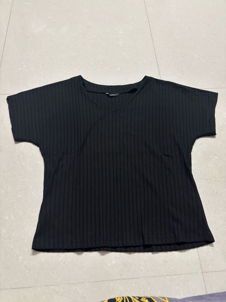 “Zudio” Ink Black Seath Top