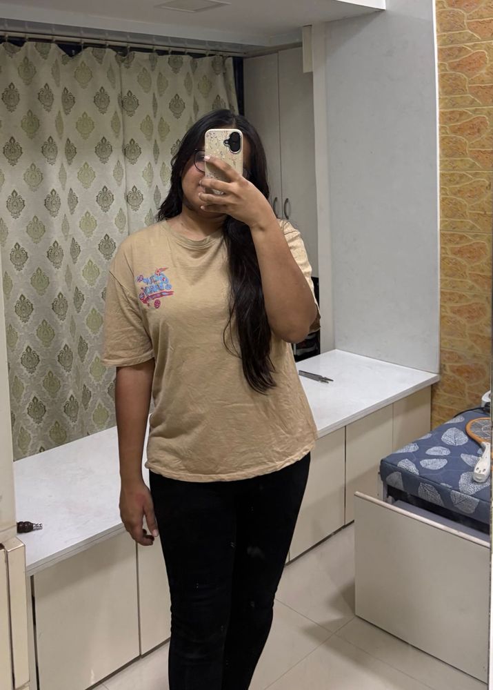 Casual Beige Graphic T-Shirt