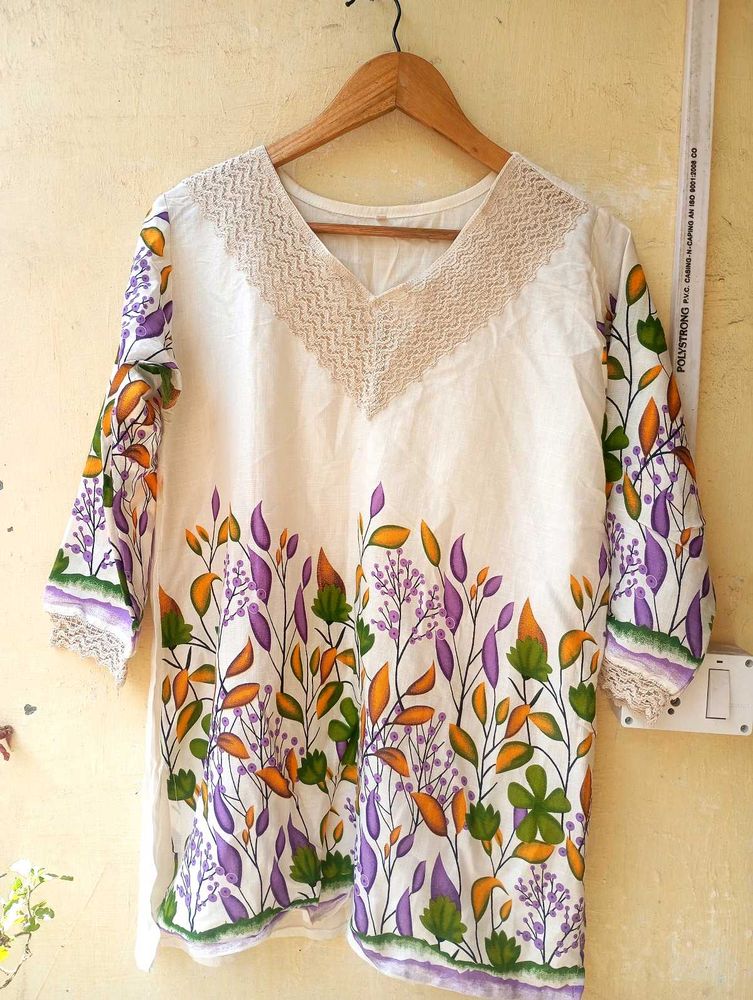 Floral Print Kurta Tunic with Neck work  (Women)