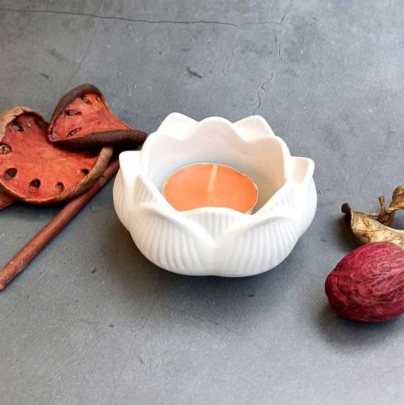 Lotus Candle Holder