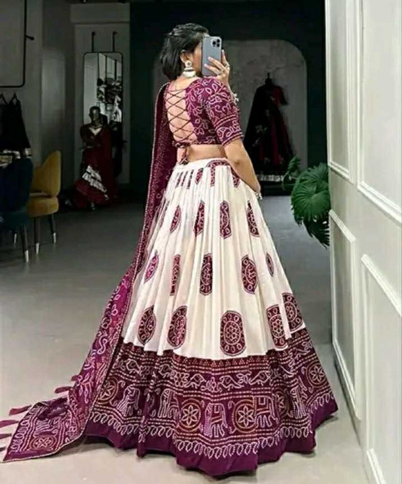 Art Womens Printed Lehenga Choli Set With Gifts