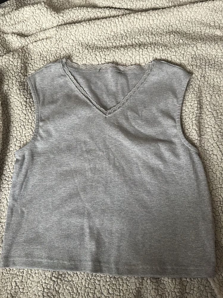 Gray Ribbed Crop Tank