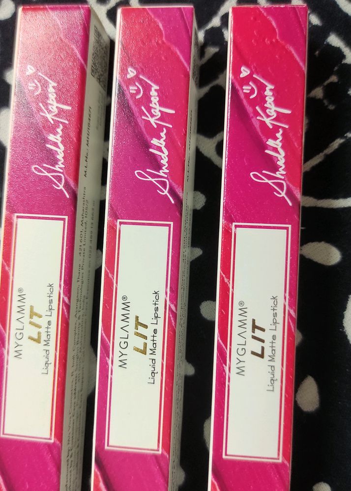 Pack Of 3 All In 199 -Myglamm Red Liquid Lipstick