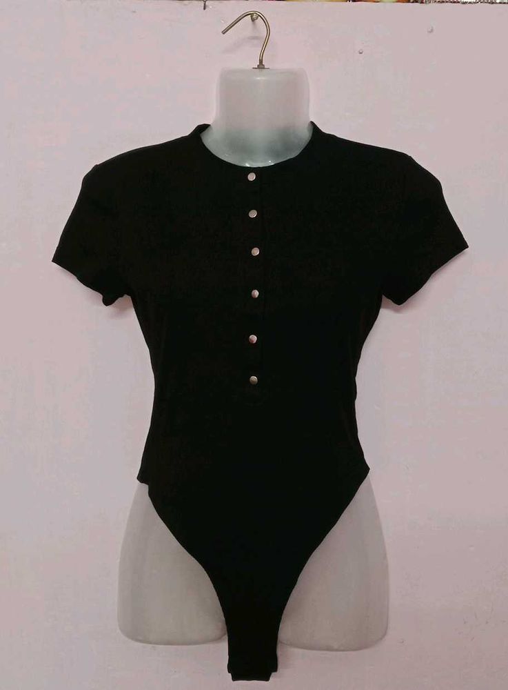 Buttoned Women&#39;s Bodysuit
