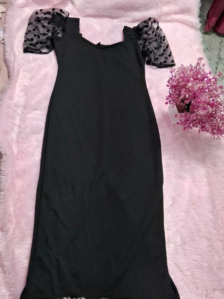 Chic Black Midi Dress