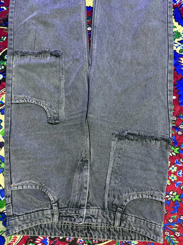 Distressed Gray Wash Wide Leg Jeans