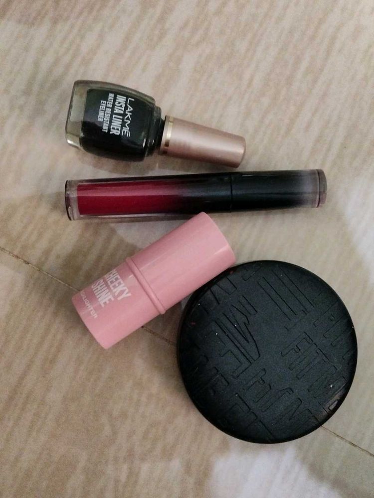 Make Up Kit