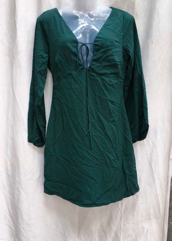 91610. Green Mini Dress