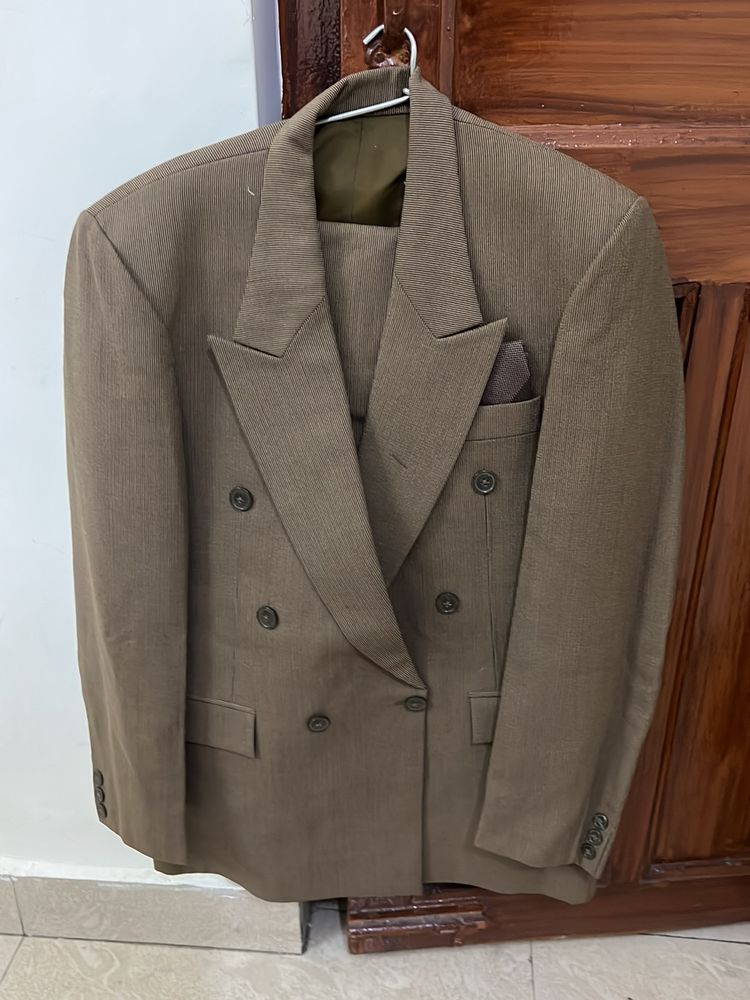 Men 2 Piece Coat Pant Like New