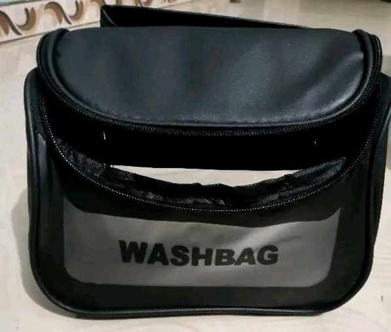 Black Washbag