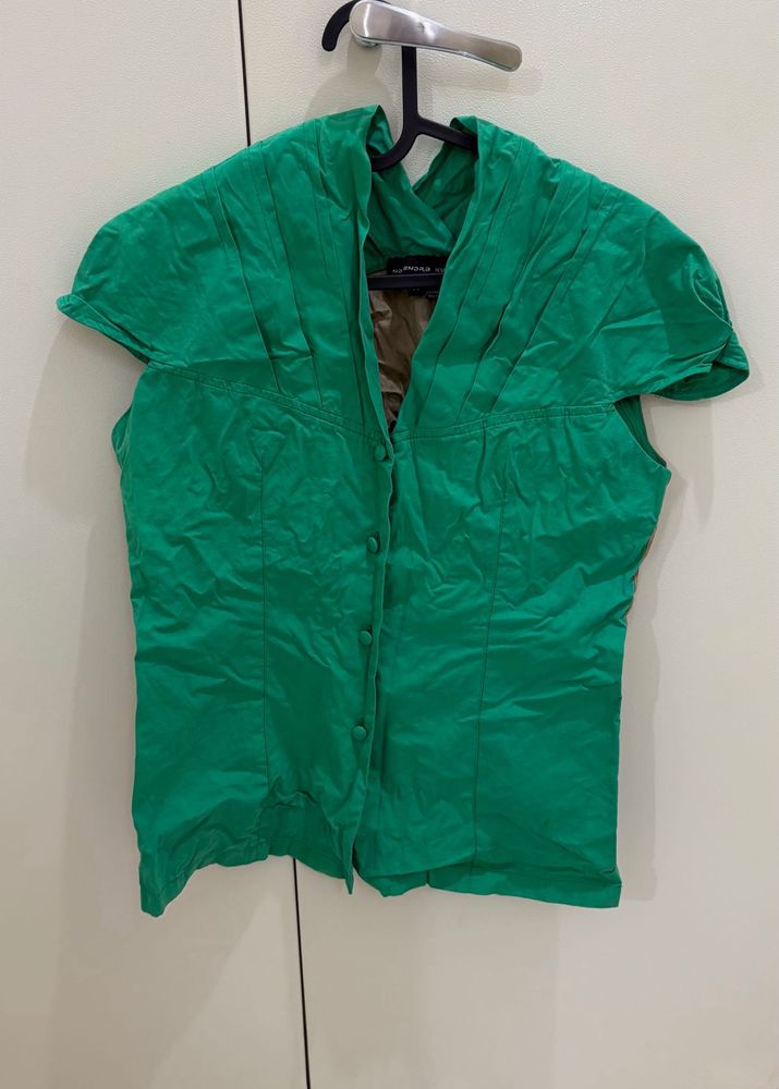 Chic designer Narendra Kumar Top