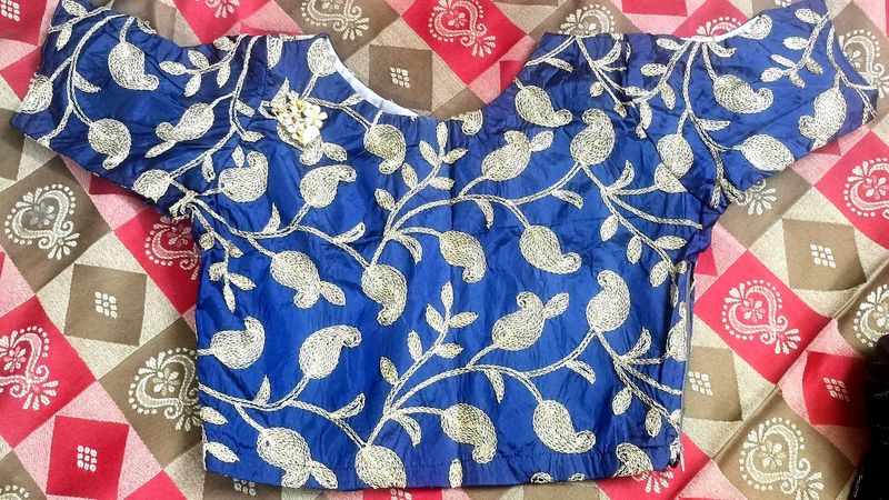 Blue Embroidered Blouse,L,13, K,28Crop Ki Length,