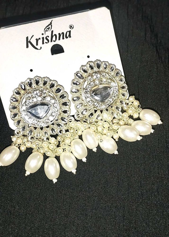 Elegant Pearl Drop Earrings