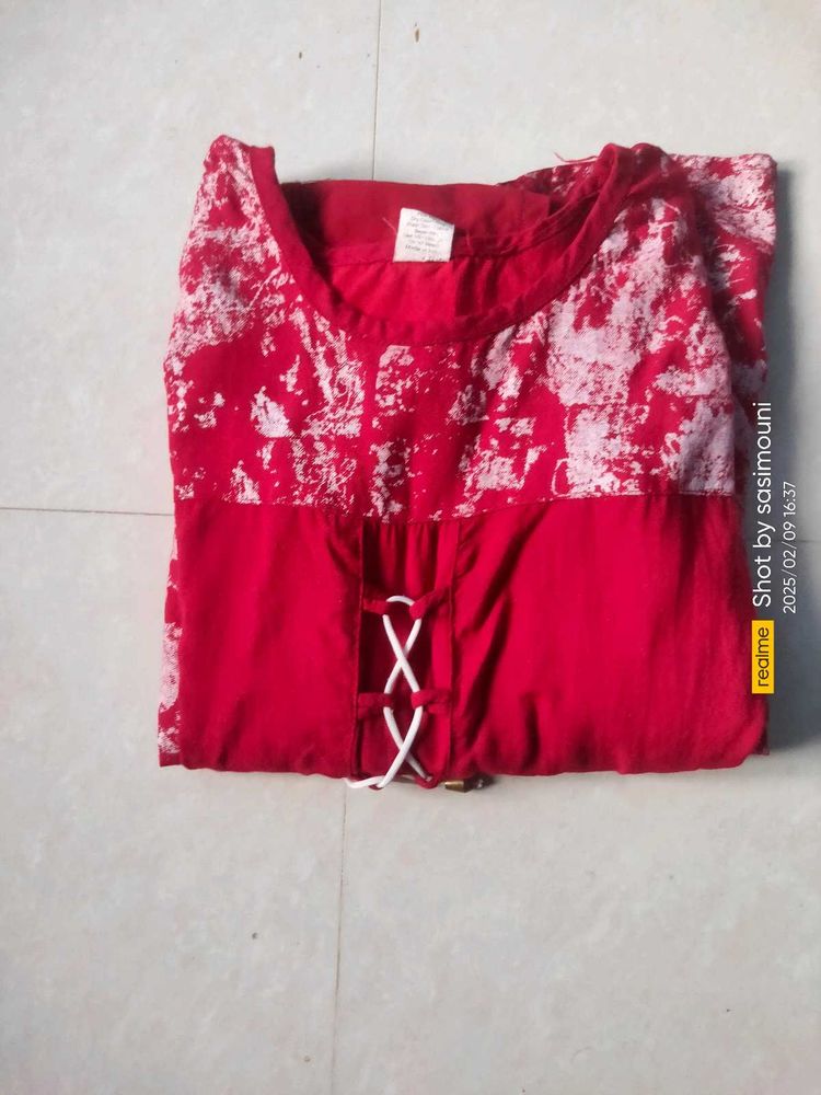 Smooth Red Colour Kurtha