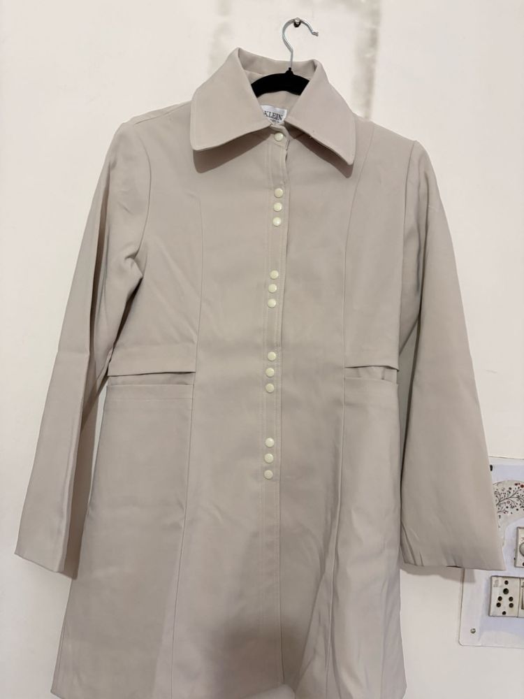 Elegant long mid Coat