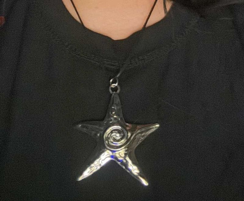 Starfish Pendant Necklace