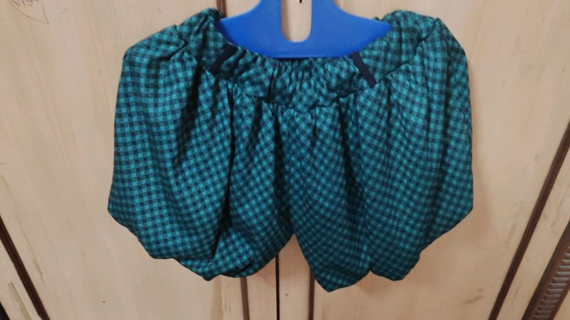 Green Balloon Shorts