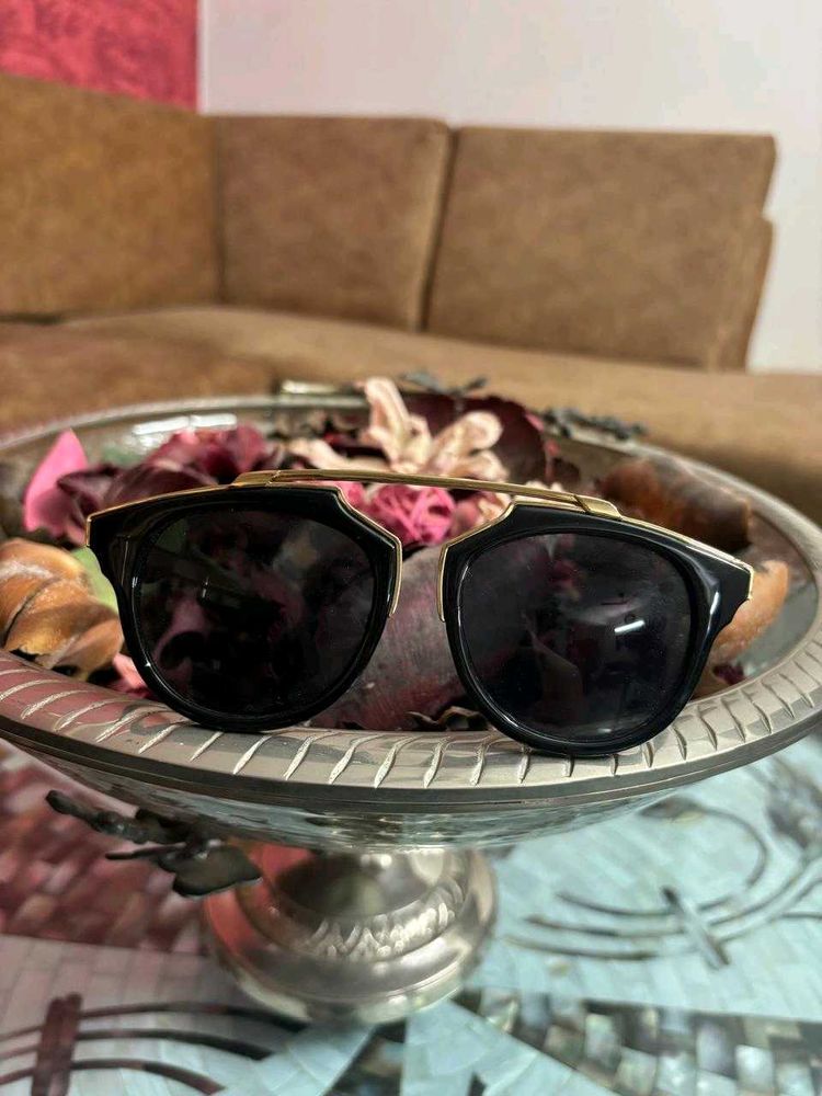 LULU AND SKY SUNGLASSES
