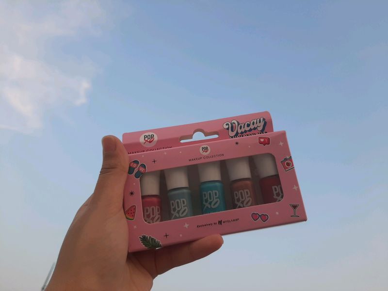 Set Of 5 Nail Polish