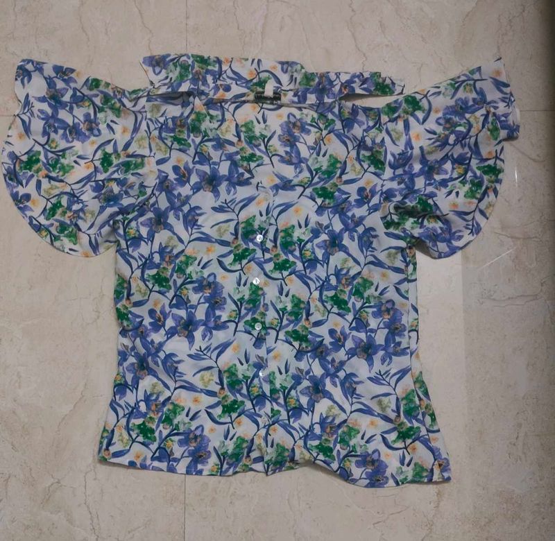 Floral Ruffle Sleeve Top