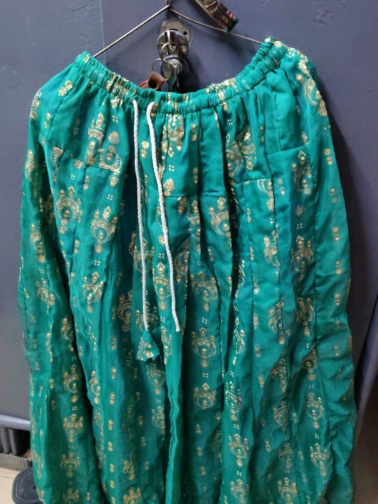 Green &amp; Gold Ethnic Skirt