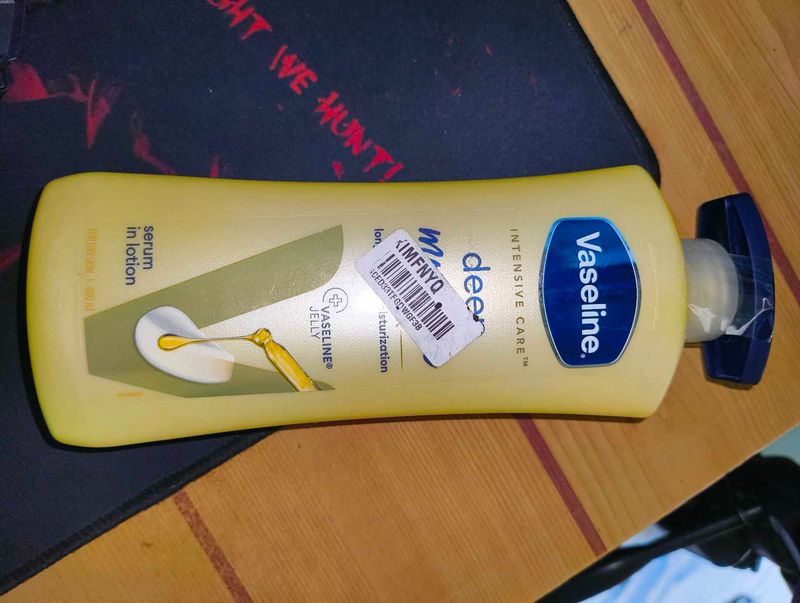 Vaseline Intensive Care Serum in Lotion