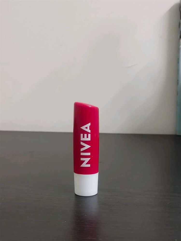 Nivea Lip balm (new)
