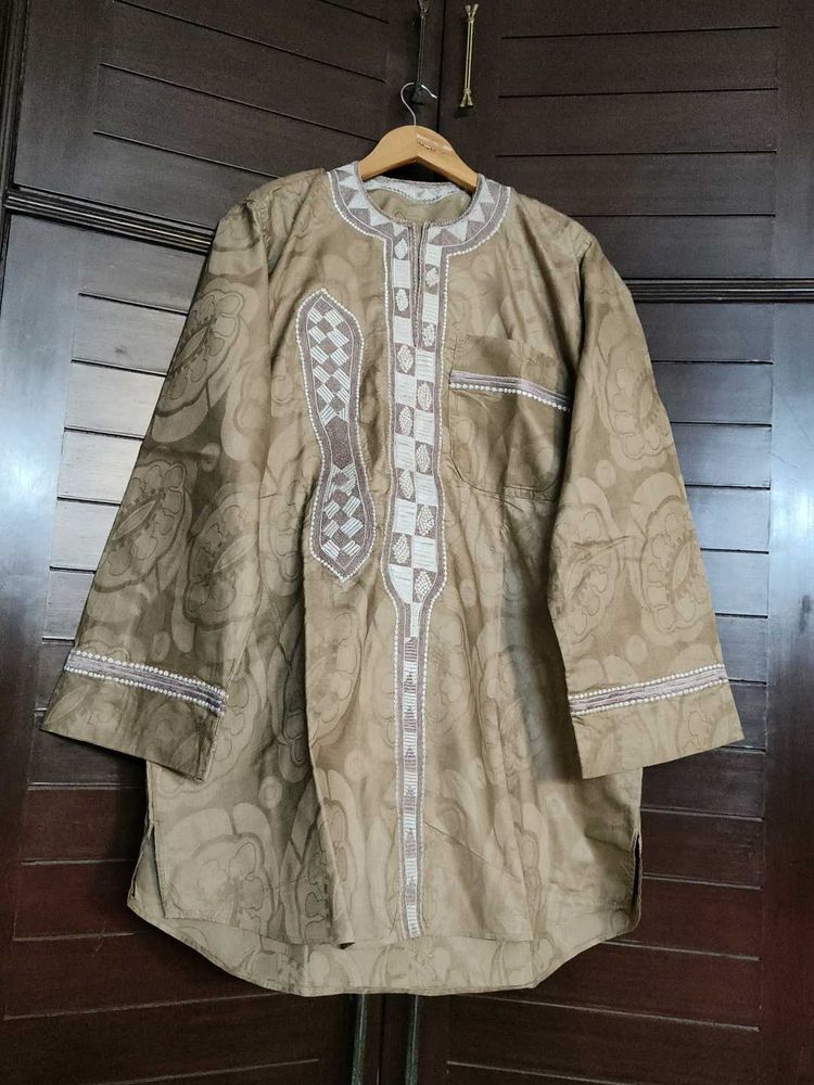Women Beige Embroidered Silk Straight Kurta