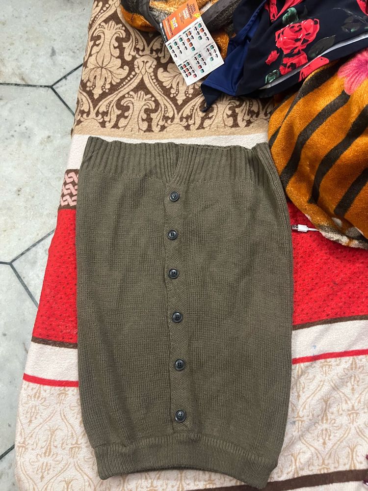 Button-Down Knit skirt