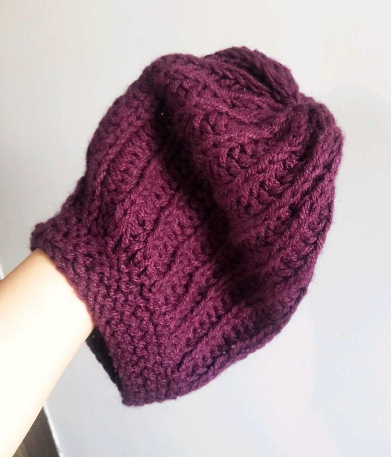 Burgundy Wool Knit Beanie