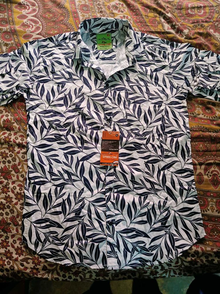 Leaf Print Button-Down Shirt - XL