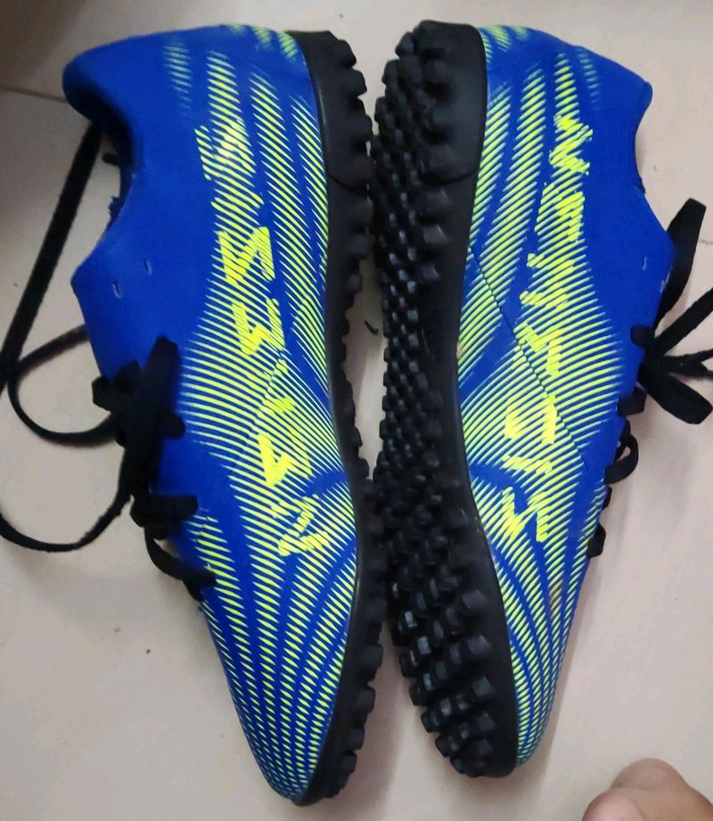 70% discount Brand new shoes