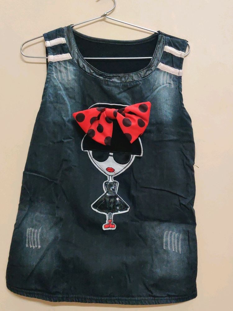 Cute Bow Tback Top 🖤🎀