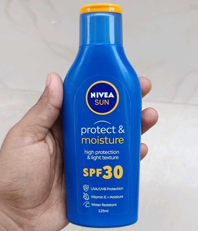 SUN PROTECT VITAMIN E AND MOISTURE SPF 30
