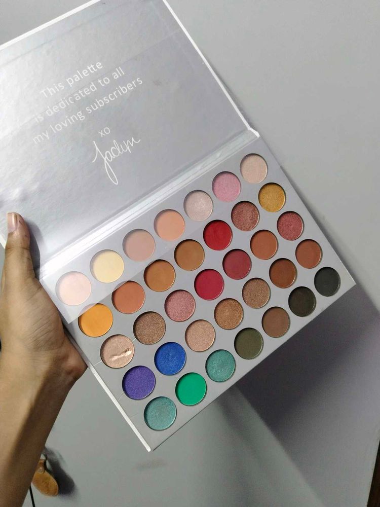 Eyeshadow Palette