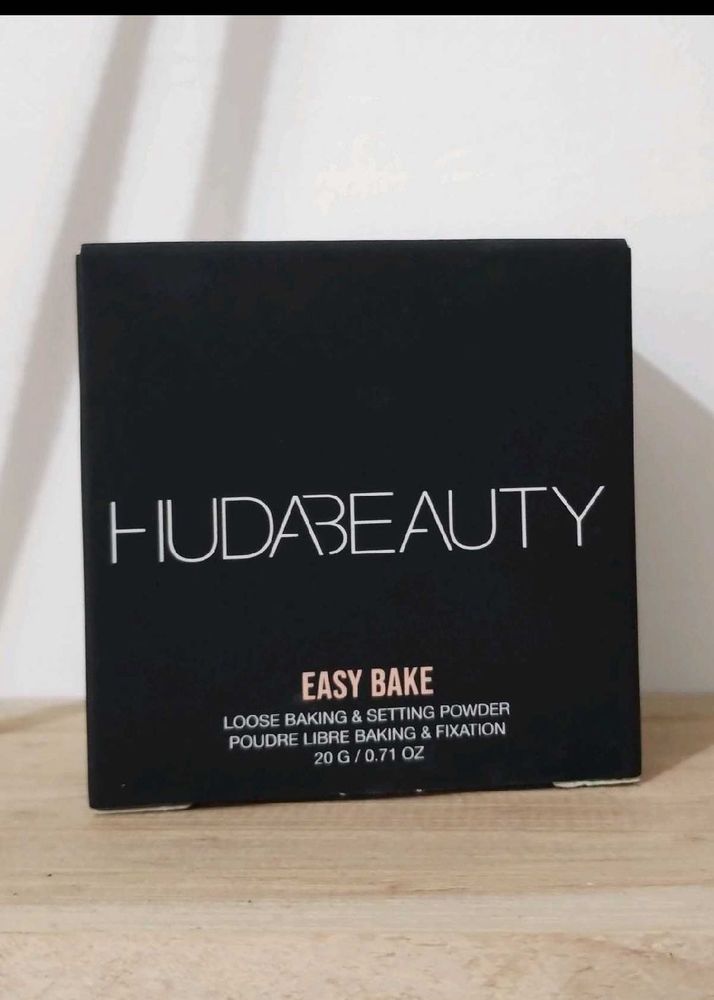 Huda Beauty Easy Bake Baking Powder