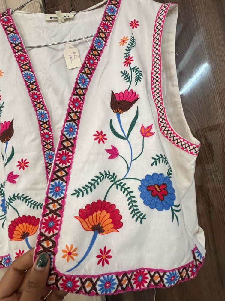 Floral Embroidered Vest