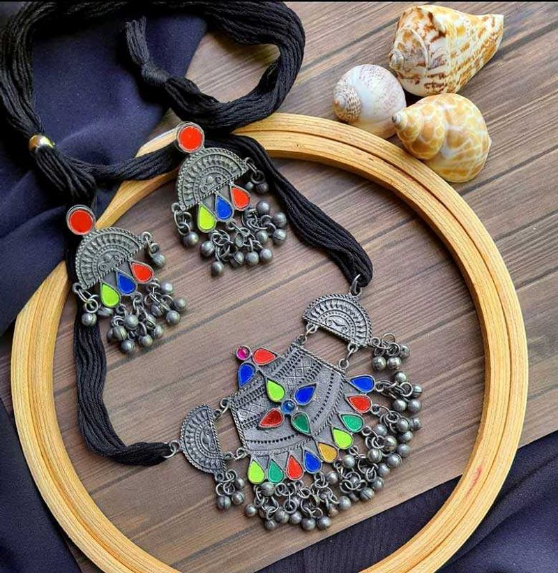 Necklace &amp; Earring Set