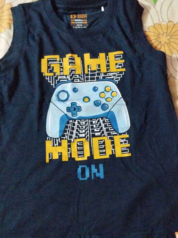 T-shirt💙 Sleeveless