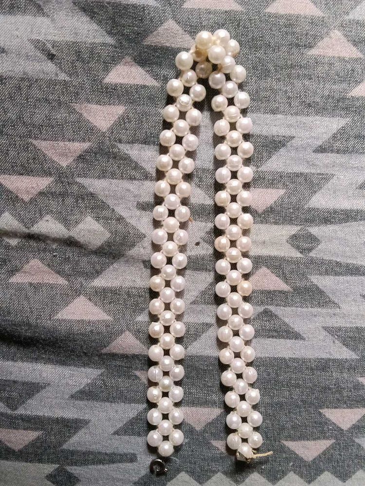 White Pearl Necklace