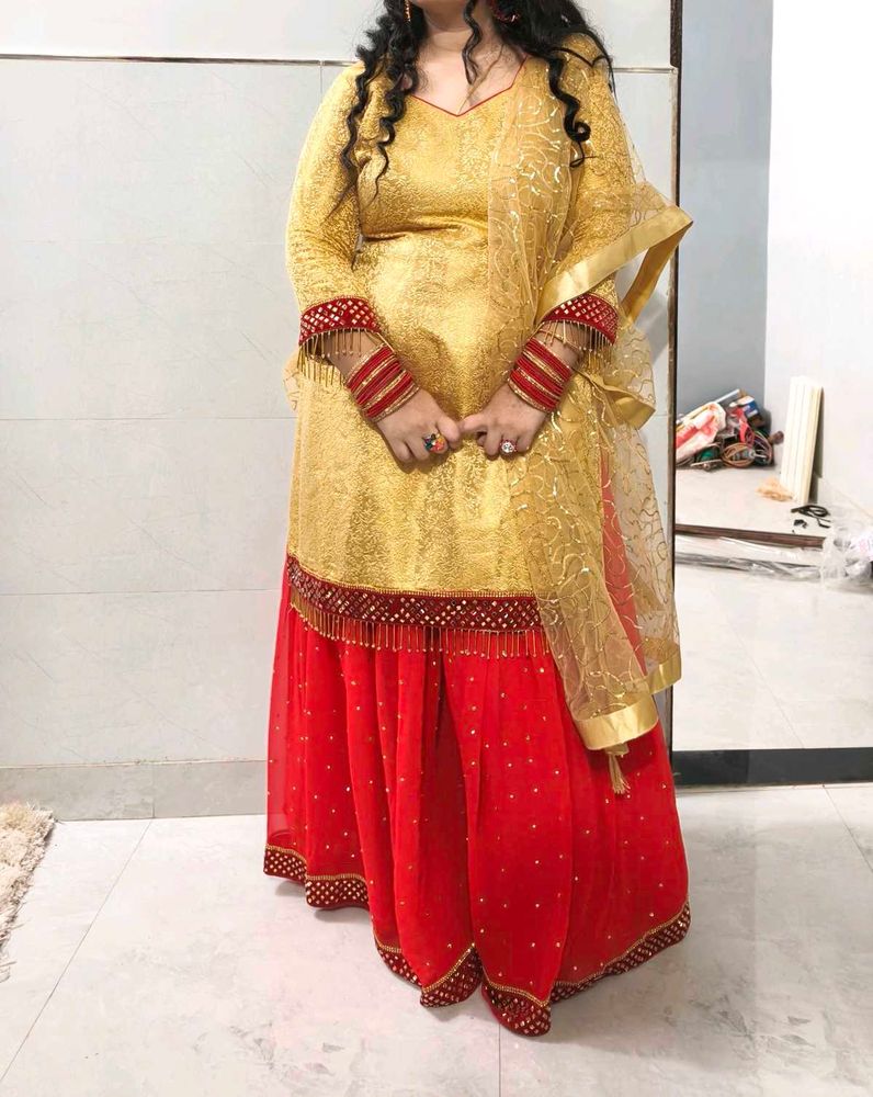 special kurti with lehenga and golden du