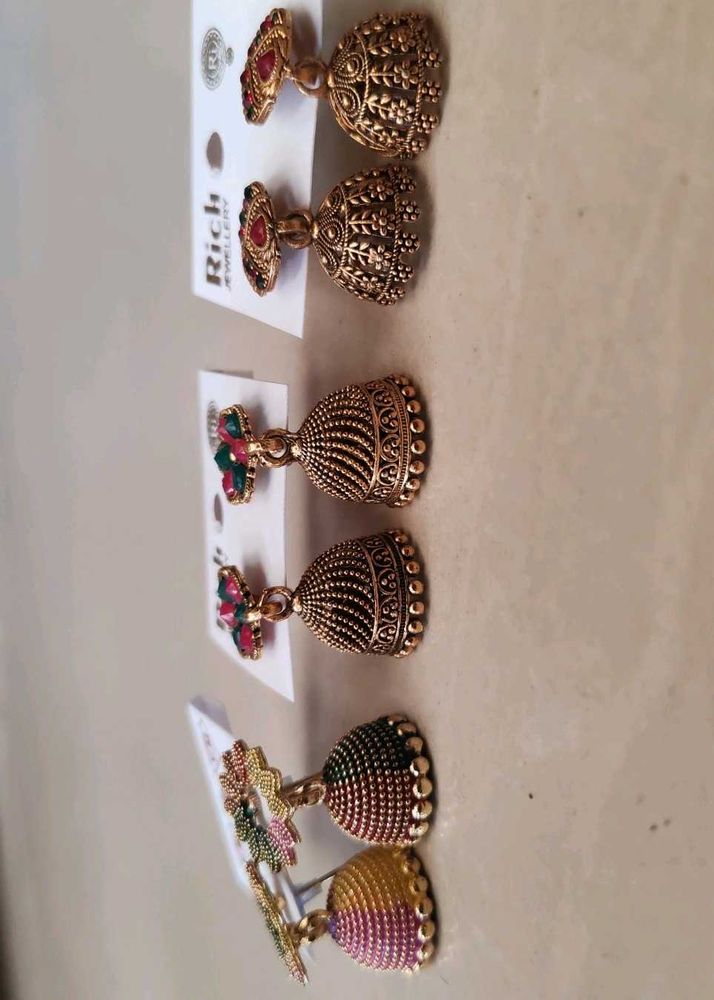 Gorgeous Jhumka Earring Set