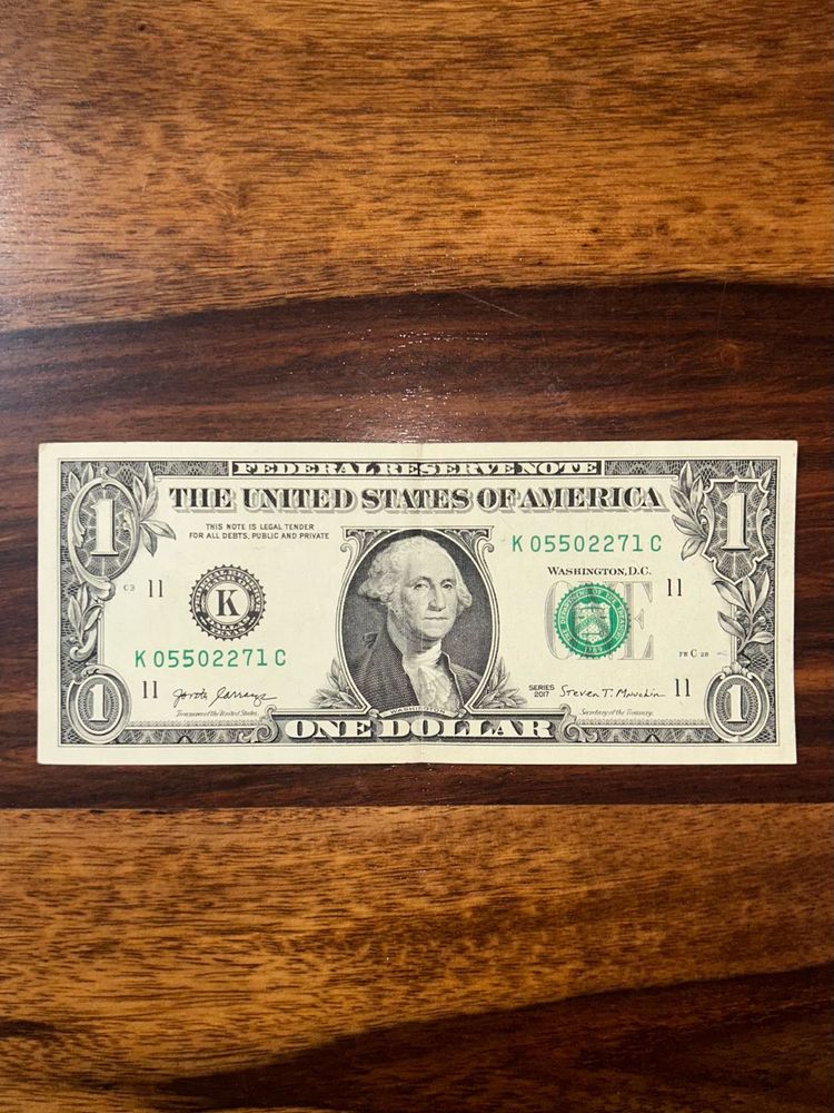 SLIGHTLY USED 1 US DOLLAR - SERIAL NO. K05502271C