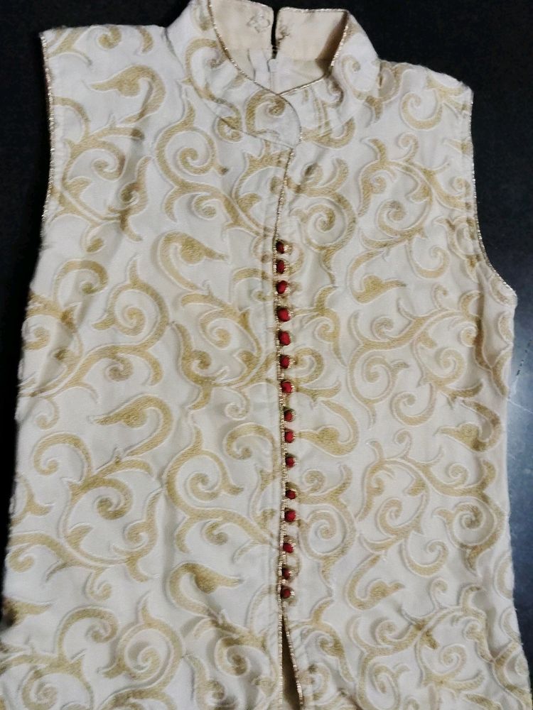 Ethnic White Kurta With Mirror Work Border