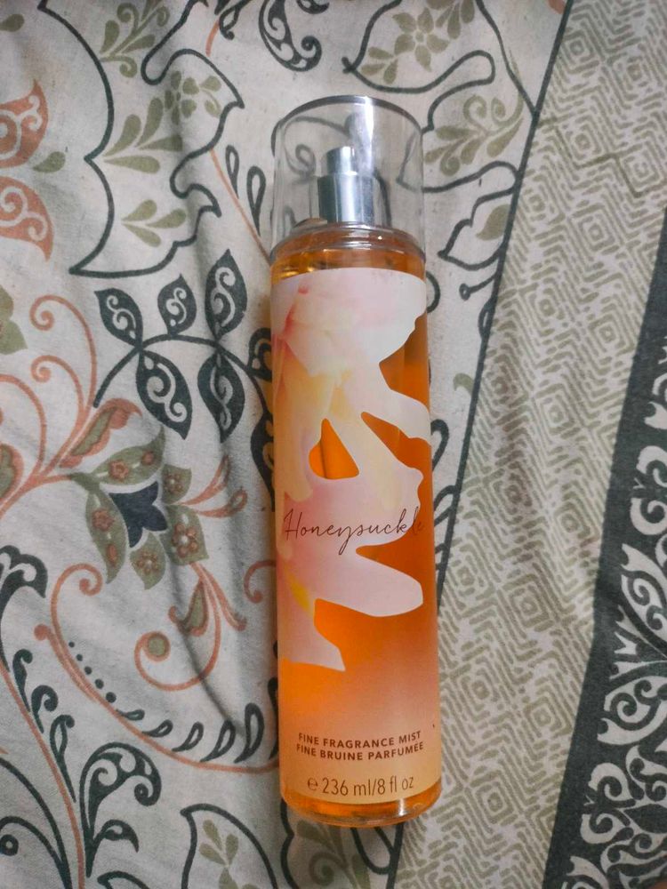 Bath &amp; Body Works Honeysuckle Mist