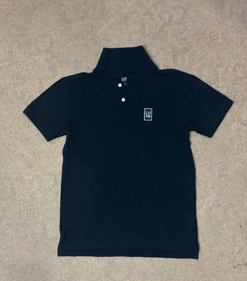 GAP  Black Polo Shirt